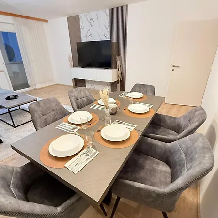 Apartamento 3-zimmerwohnung & 3 Min Zur Strassenbahn