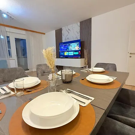Apartamento 3-zimmerwohnung & 3 Min Zur Strassenbahn Leonding