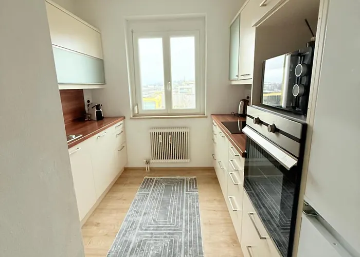 Apartman 3-zimmerwohnung & 3 Min Zur Strassenbahn Leonding