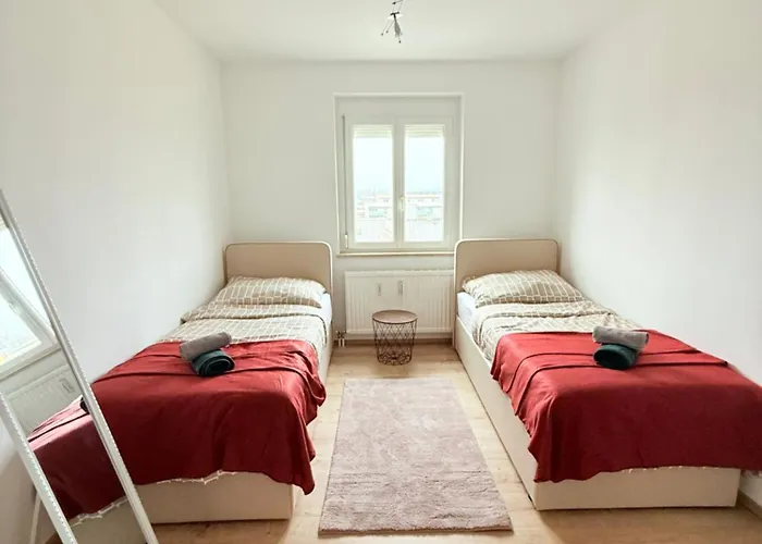 Apartman 3-zimmerwohnung & 3 Min Zur Strassenbahn *